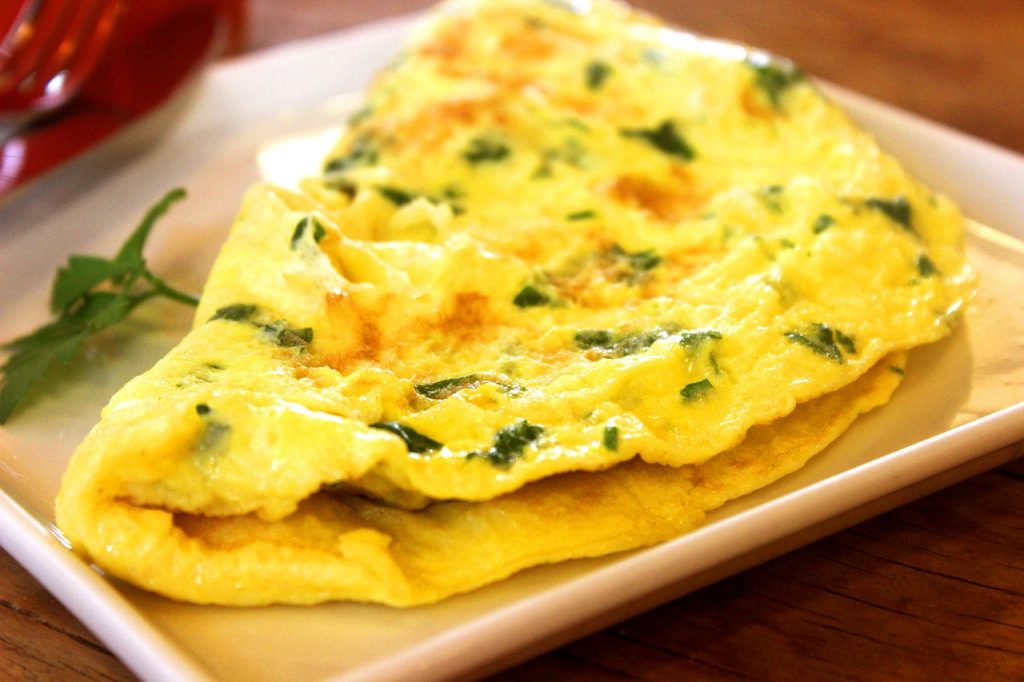 You can have the best omelettes at Raju Omlet