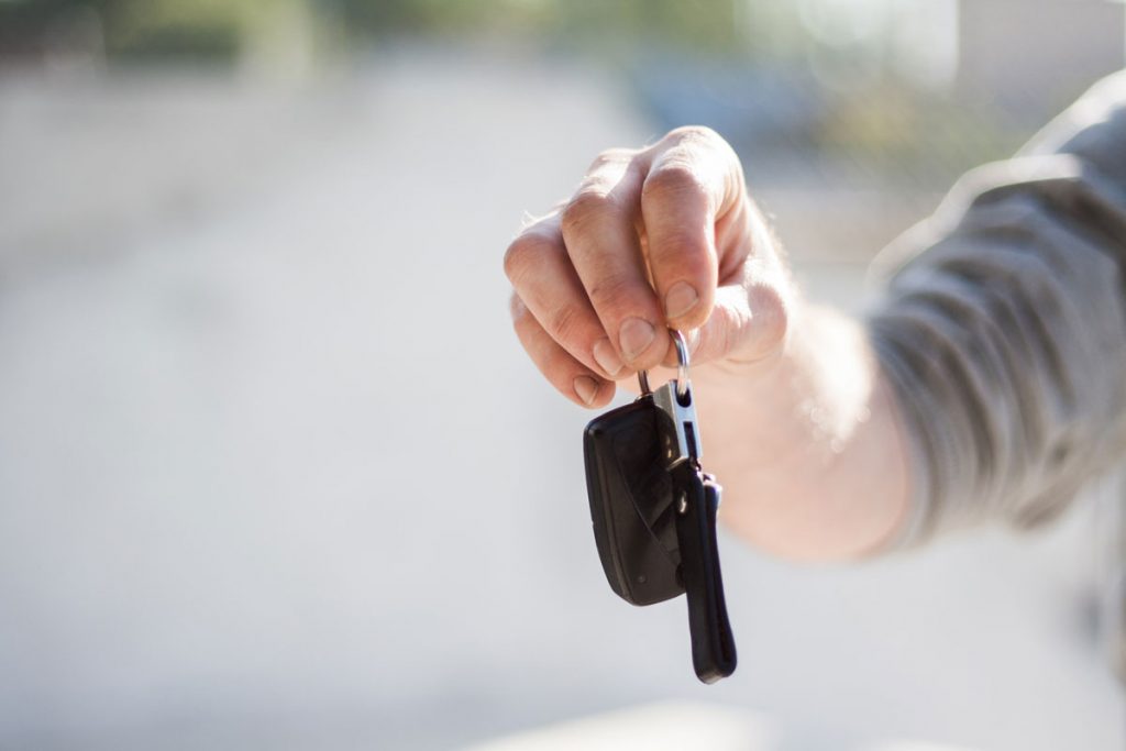 renting a car in Sharjah